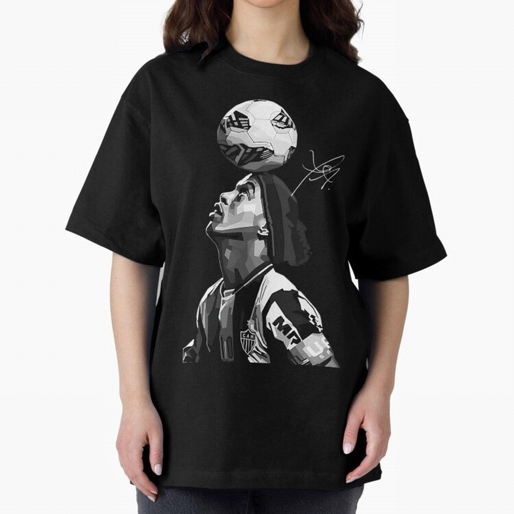 Ronaldinho - black white Oversized T-Shirt Make Your Look Match FIFA World Cup 2026 Group Stage Spirit, with England, Cristiano Ronaldo, Fan Favorite Moments, National Team Passion, Big Match Drama and Soccer History; Perfect for People Who Love