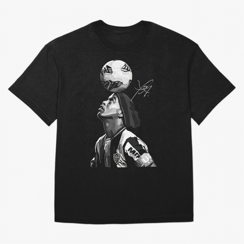 Ronaldinho - black white Oversized T-Shirt Make Your Look Match FIFA World Cup 2026 Group Stage Spirit, with England, Cristiano Ronaldo, Fan Favorite Moments, National Team Passion, Big Match Drama and Soccer History; Perfect for People Who Love