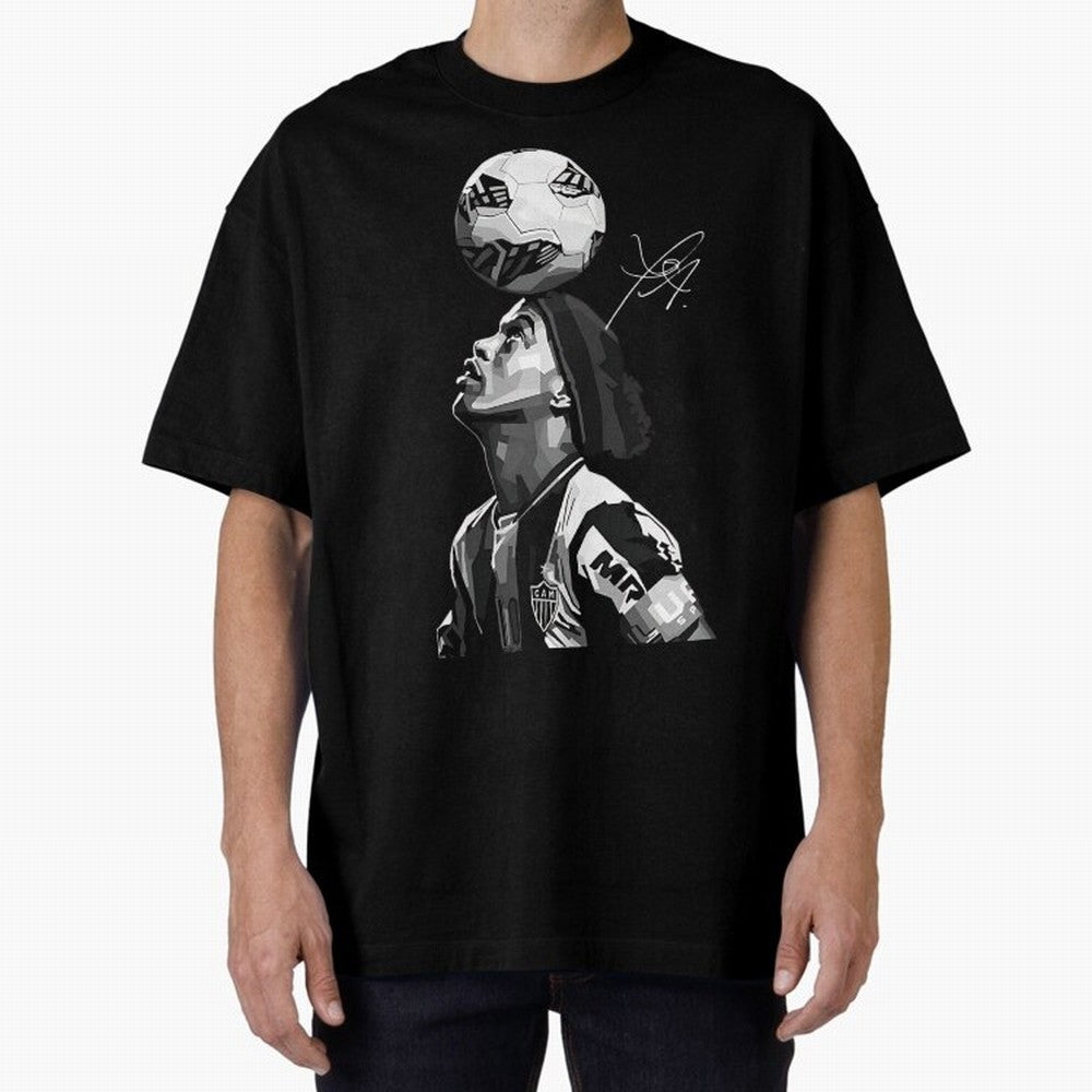 Ronaldinho - black white Oversized T-Shirt Make Your Look Match FIFA World Cup 2026 Group Stage Spirit, with England, Cristiano Ronaldo, Fan Favorite Moments, National Team Passion, Big Match Drama and Soccer History; Perfect for People Who Love