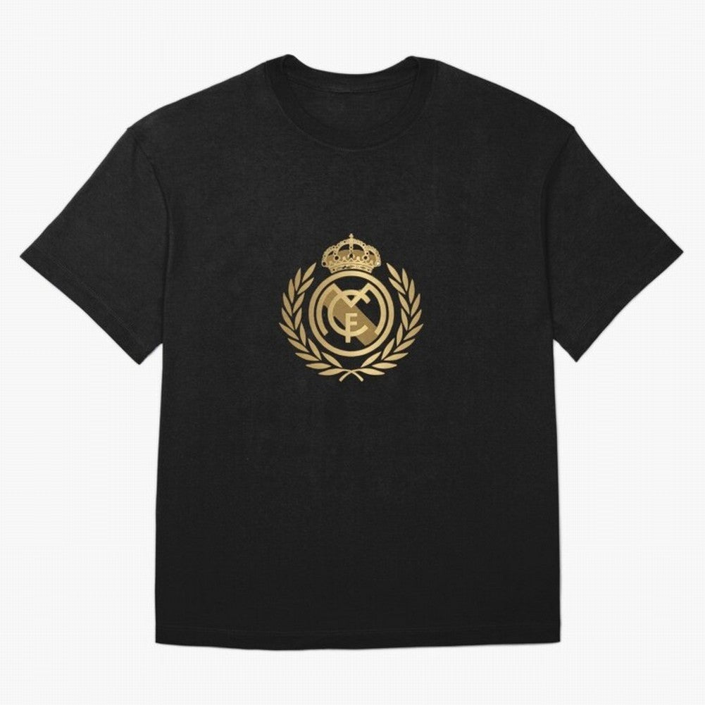 REAL MADRID GOLDEN Oversized T-Shirt Represent Global Football Passion for FIFA World Cup 2026, Capturing Messi and Cristiano Ronaldo, Netherlands, Worldwide Fan Energy, Dramatic Goals, Stadium Lights and Championship Celebrations; Perfect for