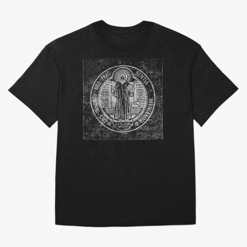 Medalla de San Benito Frontal Relieve Oversized T-Shirt Show Match Day Excitement for FIFA World Cup 2026 Group Stage for Fans of Messi and England and Germany, Bringing Global Supporter Spirit, Legendary Goals, National Colors and Tournament