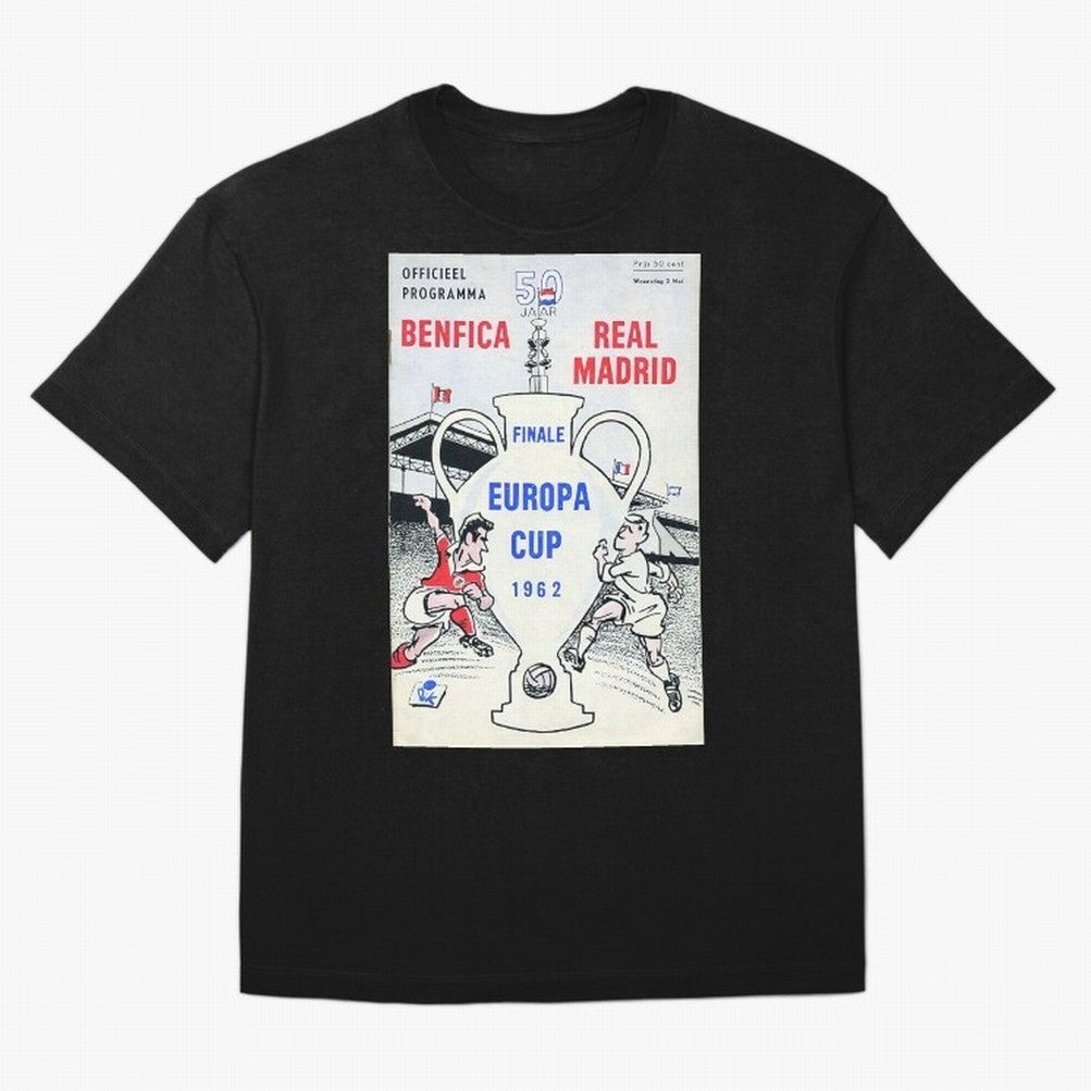 Vintage Champions League Final Poster - Real Madrid vs Benfica Oversized T-Shirt Bring a Vintage Feel to the FIFA World Cup 2026 Journey through Cristiano Ronaldo, Haaland and CR7 Highlights, Brazil, Portugal and Argentina Pride, Soccer Culture,