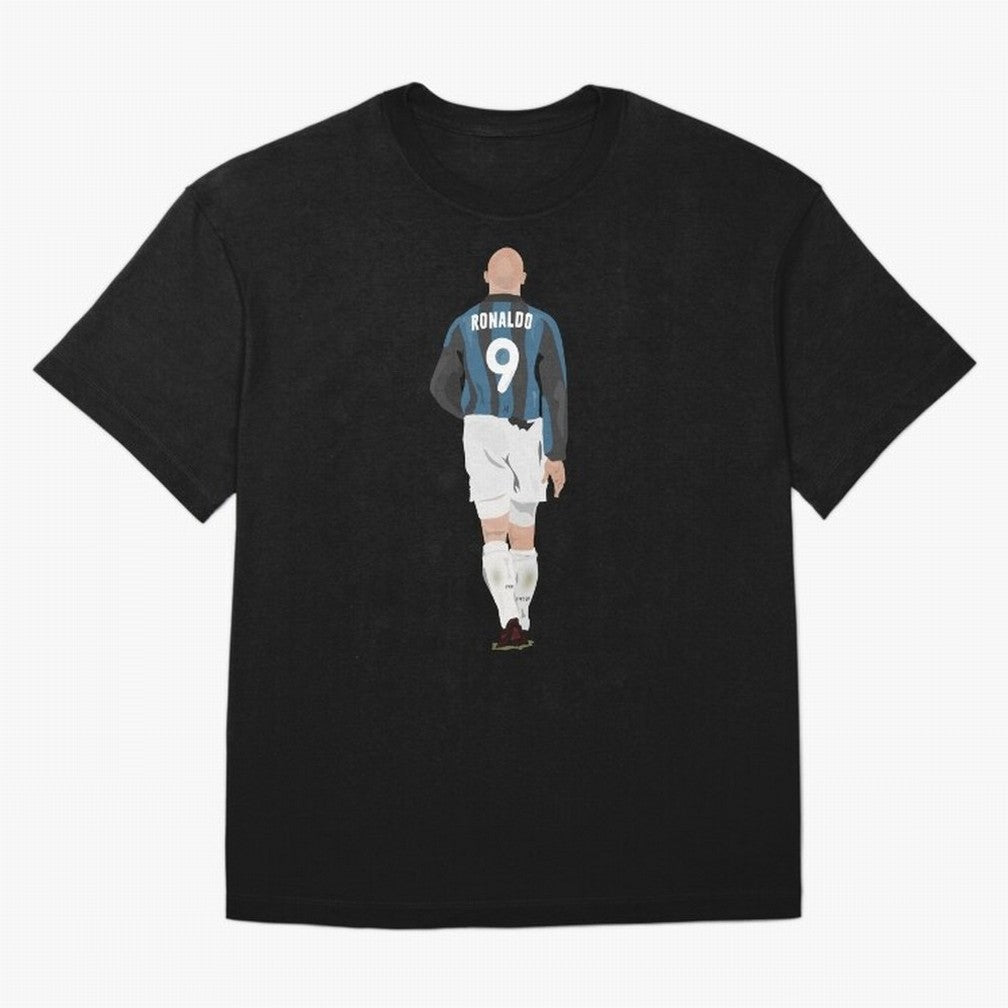 RONALDO THE PHENOMENON Oversized T-Shirt Stand with Global Football Passion for FIFA World Cup 2026, Featuring Haaland, Spain and Netherlands, Sports Nostalgia, International Competition, Famous Players and Unforgettable Victories; Made for Die