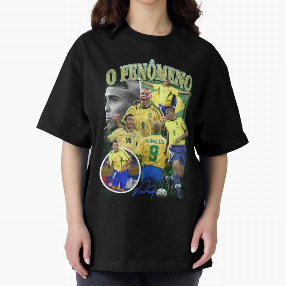 O Fenomeno Ronaldo Oversized T-Shirt Show Love for Legendary Goals in FIFA World Cup 2026 Spirit, Capturing England and Germany, CR7, Sports Nostalgia, International Competition, Famous Players and Unforgettable Victories; Perfect for Supporters