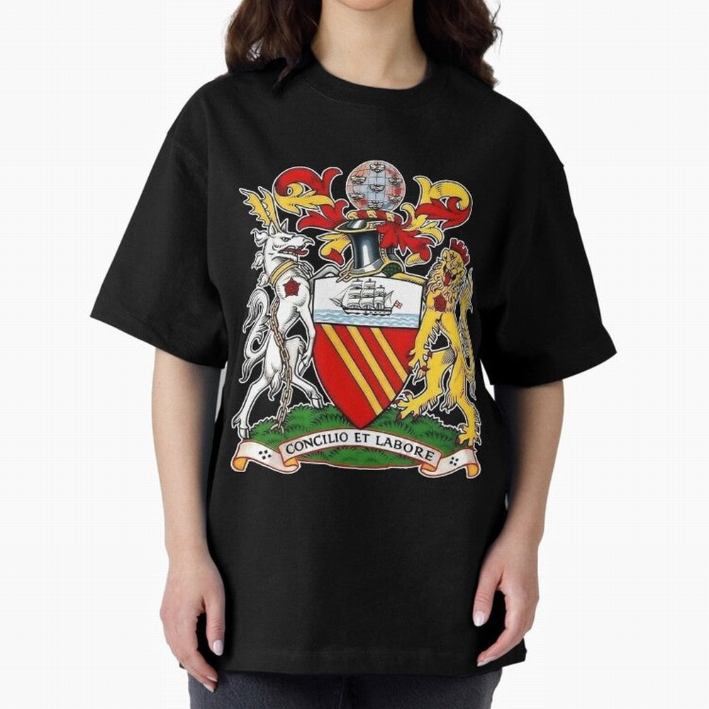 1902 -1960 The First UNITED Crest Large Oversized T-Shirt Capture Match Day Hype around FIFA World Cup 2026 USA Canada Mexico, Cristiano Ronaldo, Brazil, Portugal and Argentina, Worldwide Fan Energy, Dramatic Goals, Stadium Lights and Championship