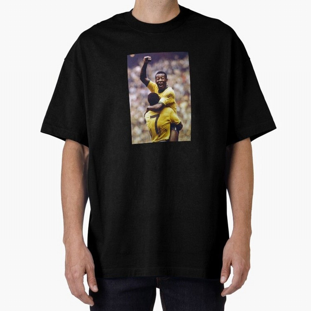 Pel¨¦'s Brilliance: Vintage 1970 World Cup Hero Print Oversized T-Shirt Honor Football Greatness during FIFA World Cup 2026 Spirit, Built around Argentina, Mbappe and Neymar, Football Festival Excitement, Trophy Ambitions, Country Rivalries and