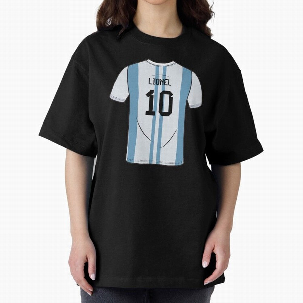 LeoMessi Jersey Illustration 2022 Oversized T-Shirt Celebrate Global Football Passion for FIFA World Cup 2026 USA Canada Mexico, Filled with Messi and Cristiano Ronaldo, England, Championship Spirit, Famous Goals, Roaring Crowds and International
